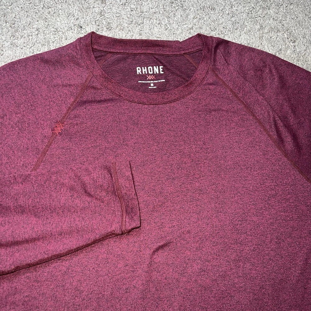 Rhone Reign Long Sleeve Training Shirt Burgundy Maroon Mens Medium Performance